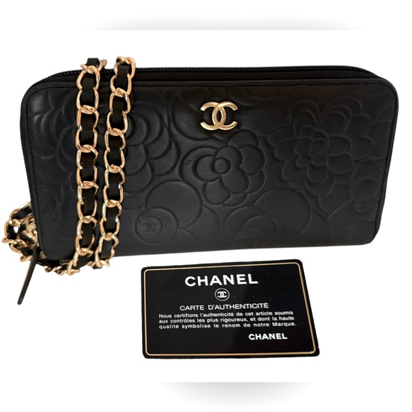 Chanel Logo CC Classic Long Leather Zip Wallet Authentication card, Box & chain. - Picture 8 of 17